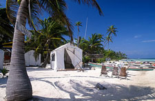 Belize-Belize Coast-Reef Atoll Kayaking Getaway